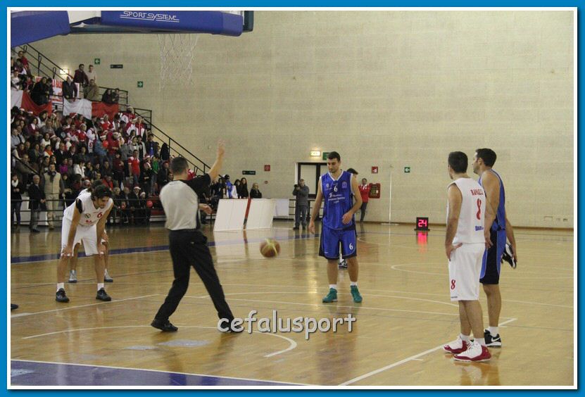 121223 Aquila 200_tn.jpg